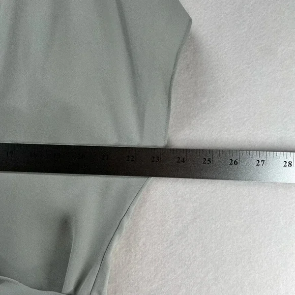 EXPRESS Blouse Size XL Crepe Surplice Twist Front Dolman Sleeve Back Zip Gray - Picture 7 of 13